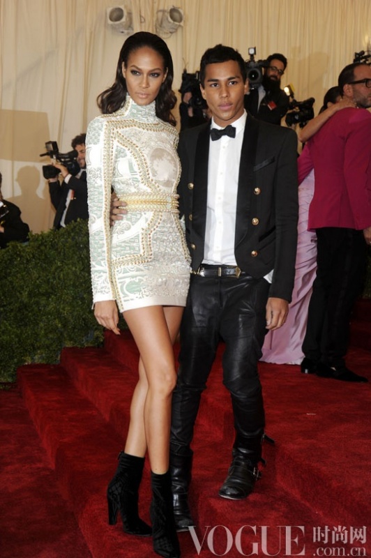 Joan SmallsBalmainƷƴܼOlivier RousteingMET Costume Institute Gala̺