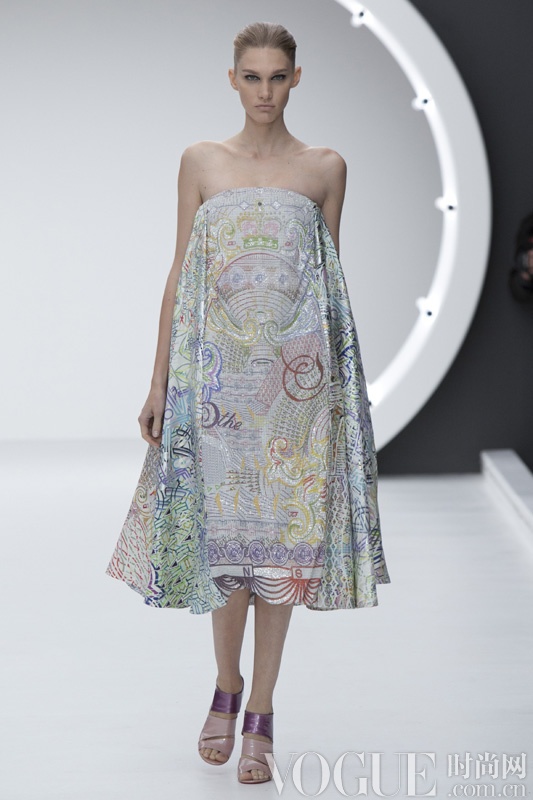 ʯ֯ͻ Mary KatrantzouʩĿ