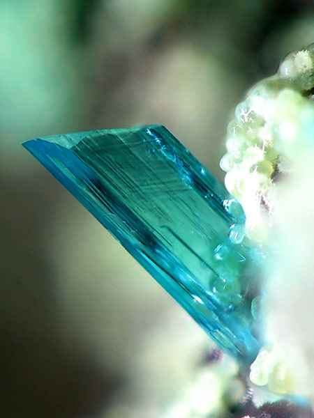 10ֱʯʯ þʯ(Grandidierite)