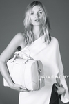 纪梵希2013春夏主打包Lucrezia――携手超模Kate Moss拍摄全新一季广告