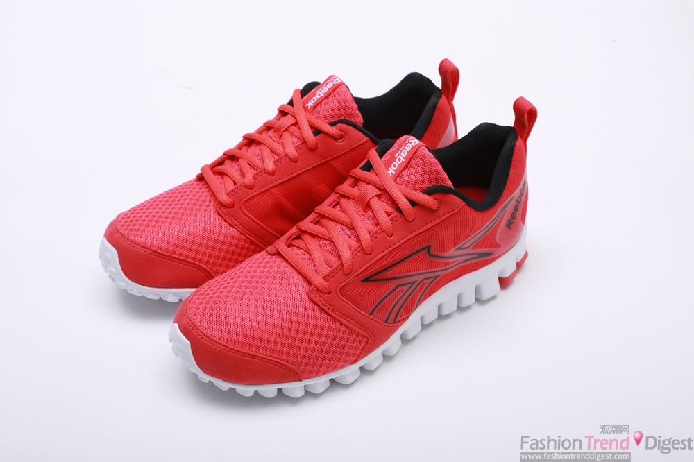 Reebok͡ת Realflex Transition ϵСDeltaϵѵͼƬ