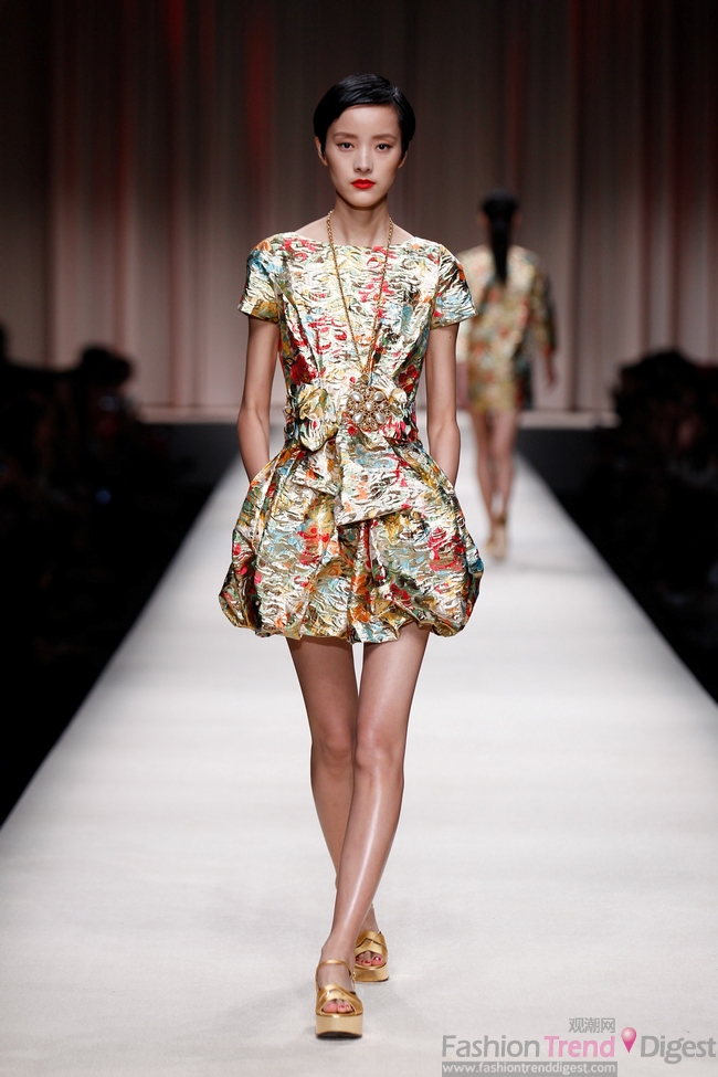 MOSCHINO ϺFashion Show 2014MOSCHINOŮb紺ϵкbϵչʾDƬ