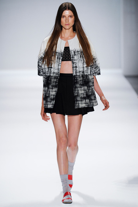 Vivienne Tam 2014ŦԼʱװ ŮװͼƬ