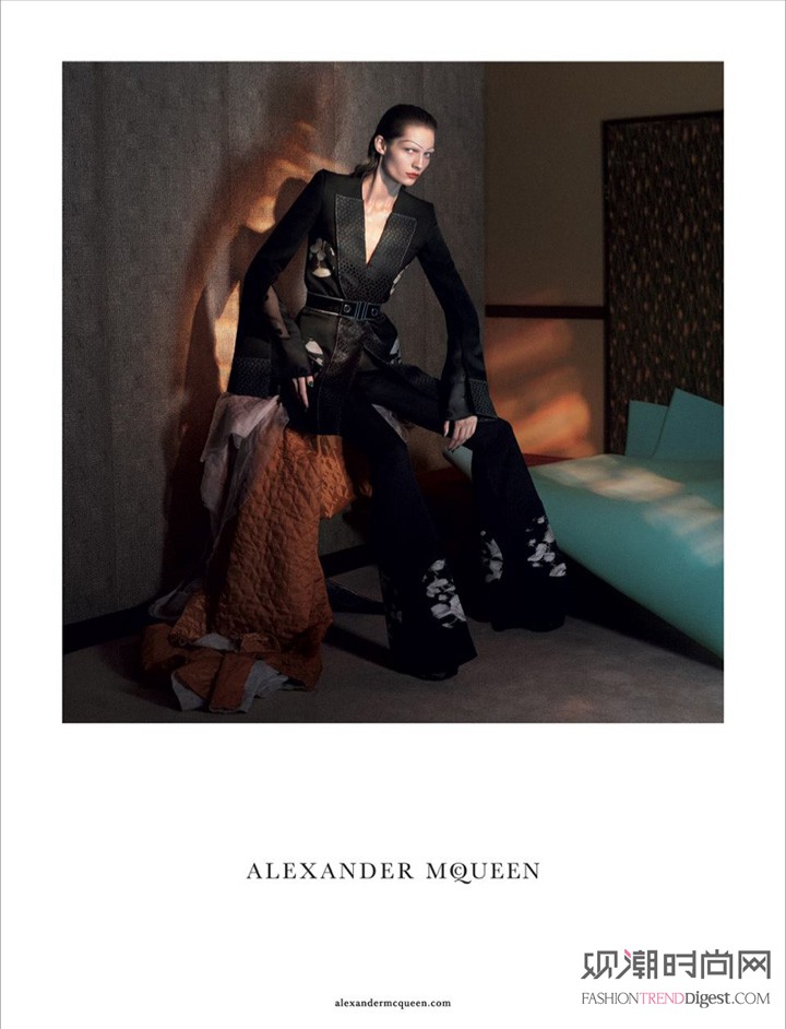 Alexander McQueen 2015春夏广告