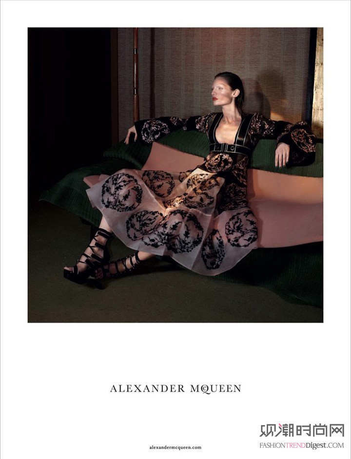 Alexander McQueen 2015春夏广告