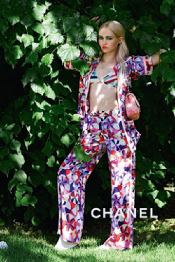 Chanel �出2016早春度假系列�V告大片