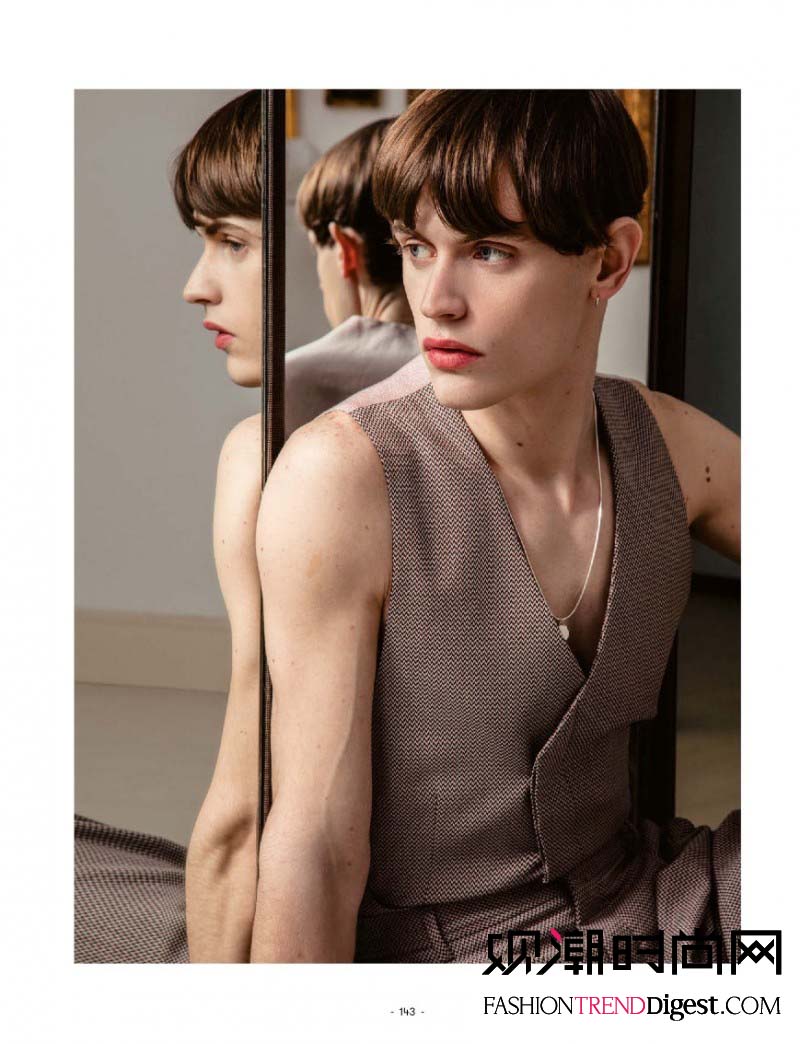 Jakub Pastor[桶LOfficiel Hommes2016괺ĿƬDƬ