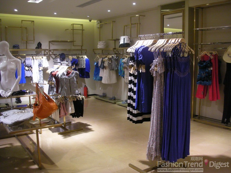 ur官网_广州ur官网_ur官网 商城 - 手机游戏 - 倾