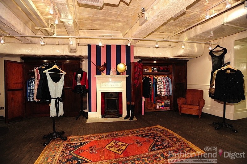 Jack Wills_Leighton Center Flagship Store_Interior