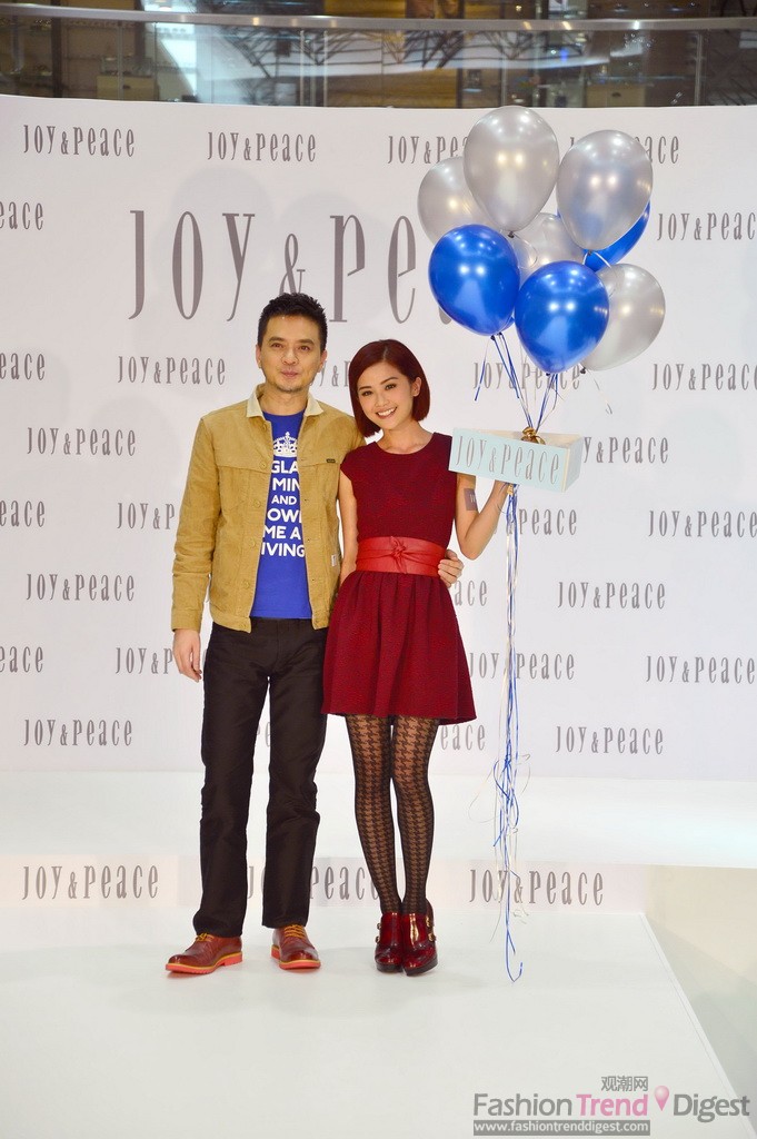 蔡卓妍、黄耀明演绎Joy & Peace 2012秋冬系列