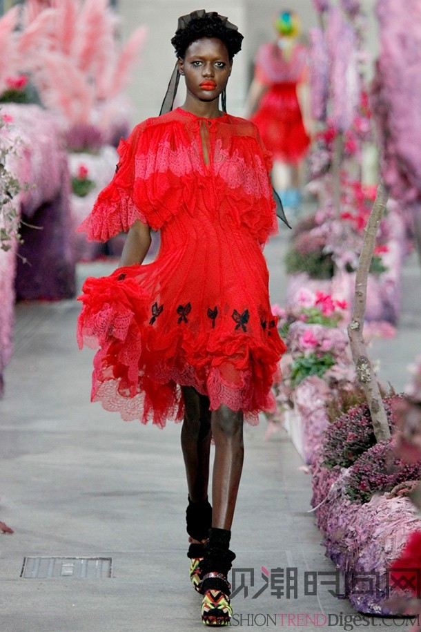 Meadham Kirchh...