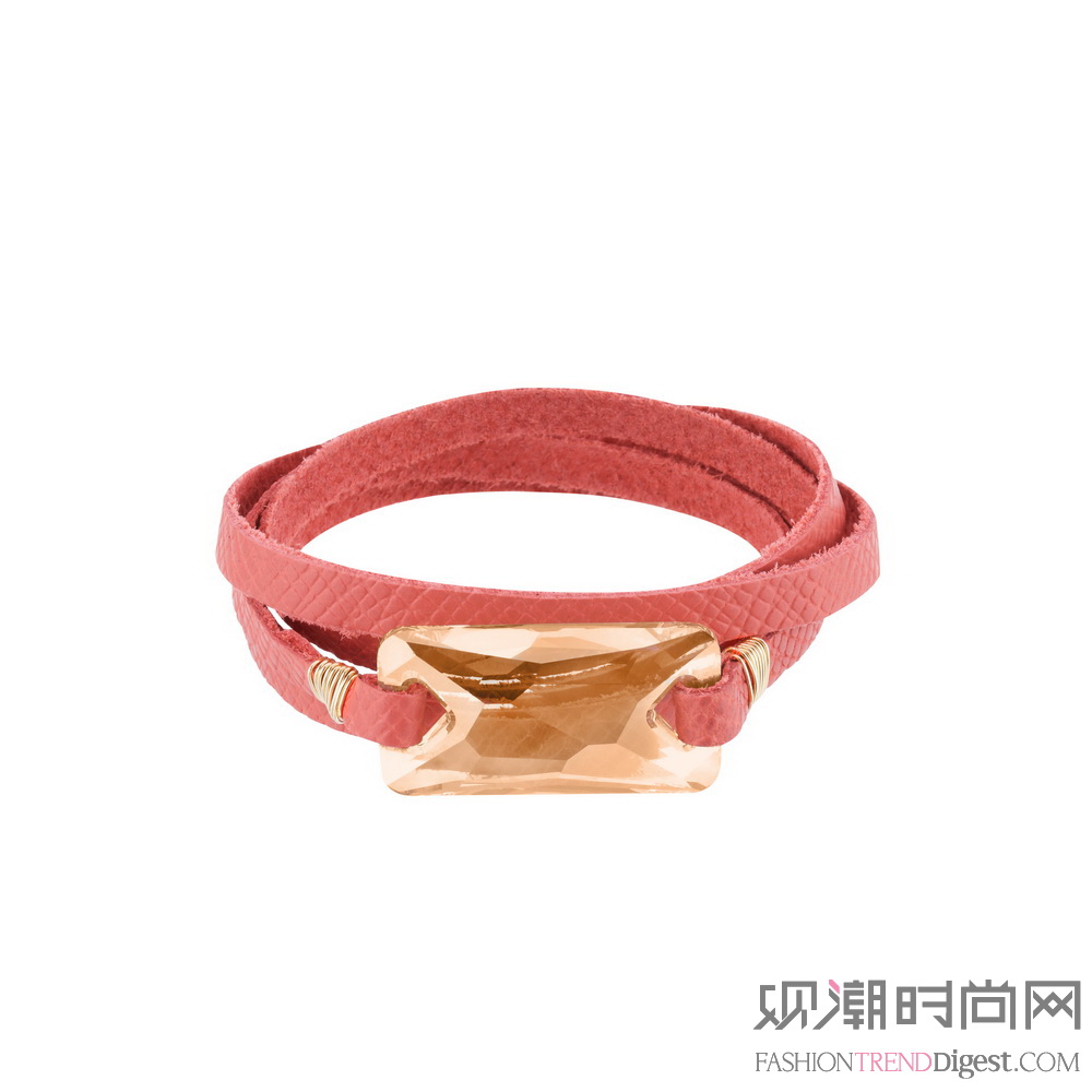 7 ADA_COLLECTION_Jacy_bracelet_coral_gold-plated_5074985_high_res