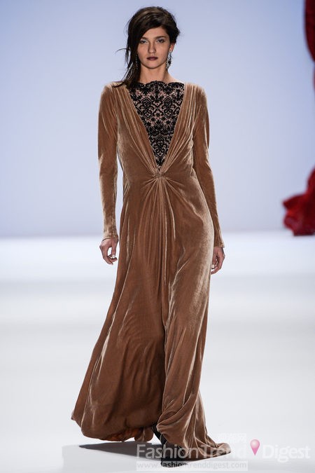 Tadashi Shoji