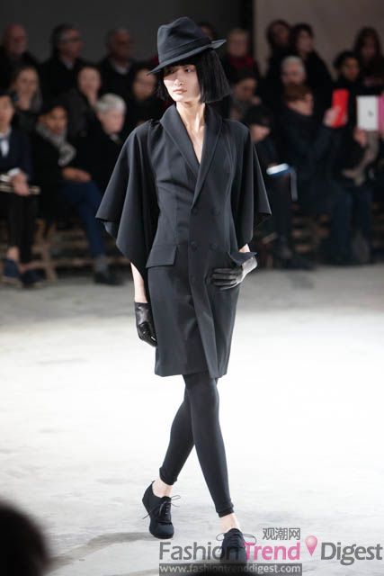 Yohji Yamamoto 2013秋冬系列是一场没有主题的时装秀