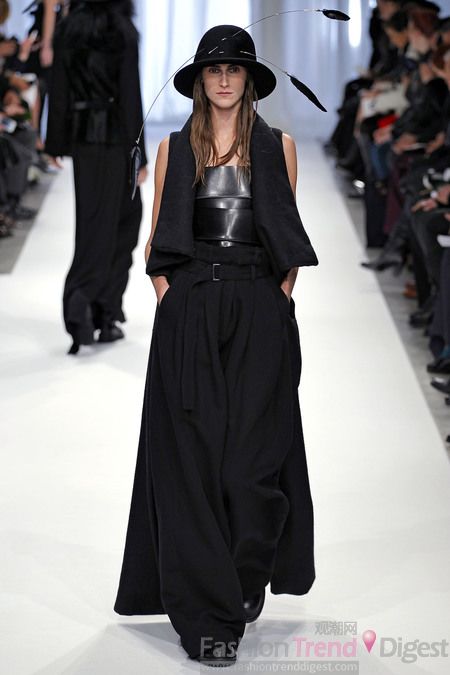 Ann Demeulemeester 2013秋冬巴黎时装周