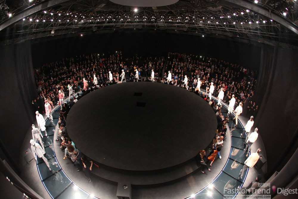 克莱利亚尼（Corneliani）2013秋冬男装秀 揭幕上海首家直营精品店