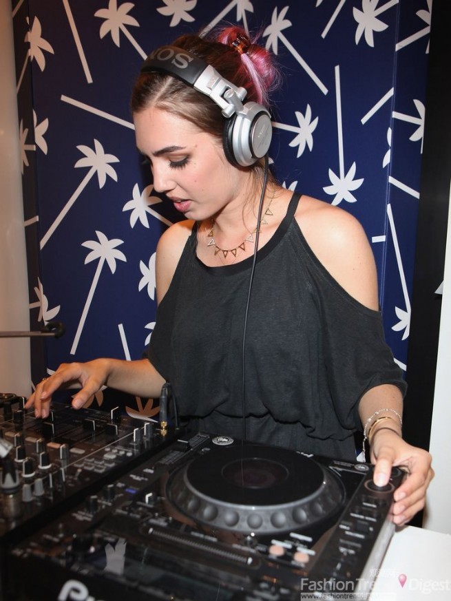 4 Amber Le Bon DJ