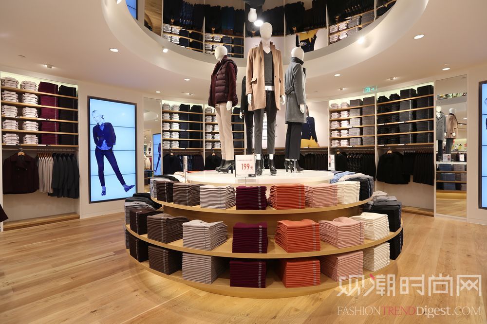 UNIQLO SHANGHAI[优衣库上海]最大、最新全球旗舰店举办盛大开业