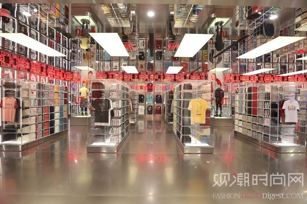 UNIQLO SHANGHAI[优衣库上海]最大、最新全球旗舰店举办盛大开业