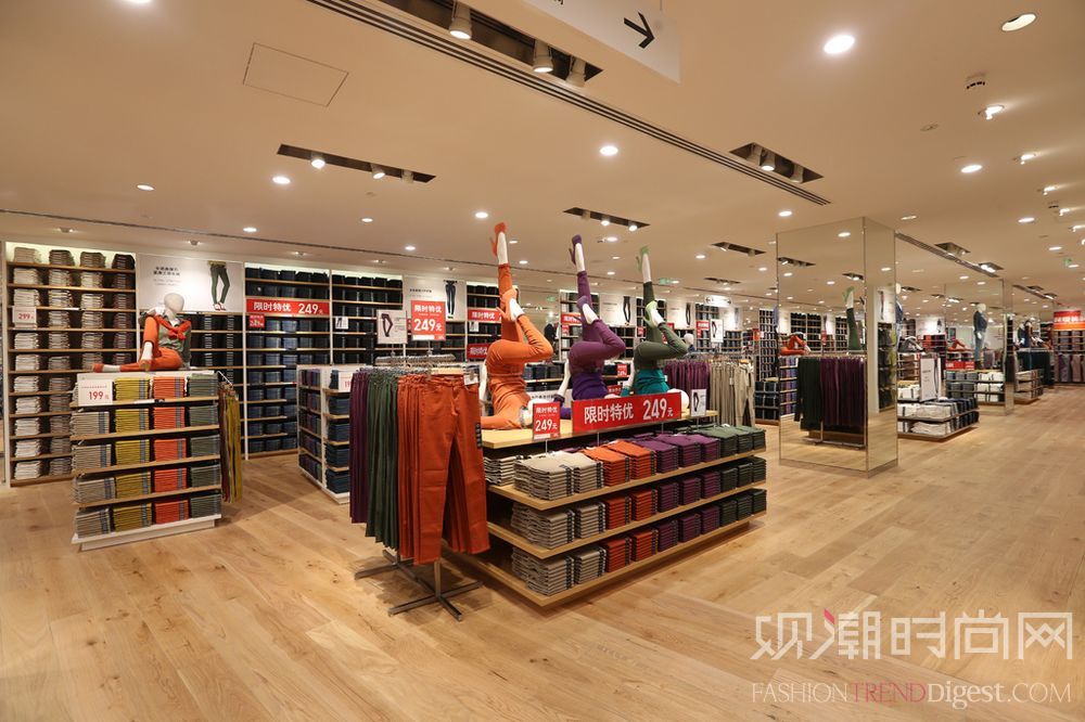 UNIQLO SHANGHAI[优衣库上海]最大、最新全球旗舰店举办盛大开业