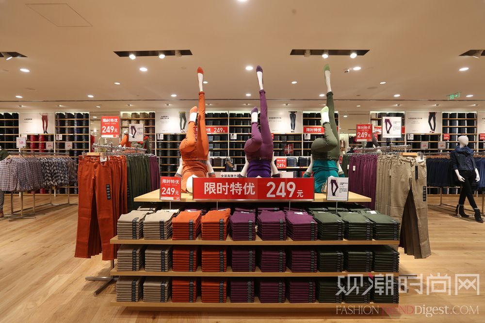 UNIQLO SHANGHAI[优衣库上海]最大、最新全球旗舰店举办盛大开业