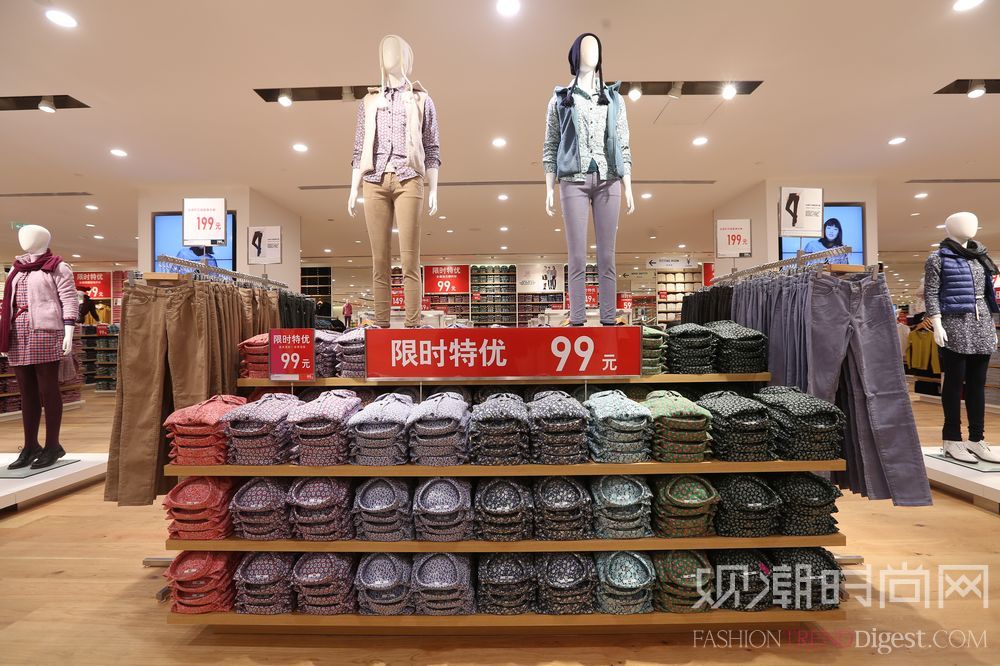 UNIQLO SHANGHAI[优衣库上海]最大、最新全球旗舰店举办盛大开业