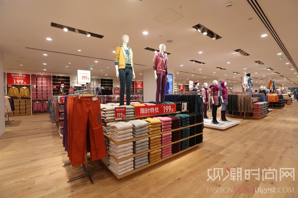 UNIQLO SHANGHAI[优衣库上海]最大、最新全球旗舰店举办盛大开业