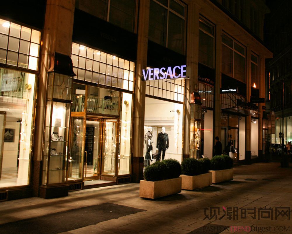 Versace确定向Blackstone出售小部分股份