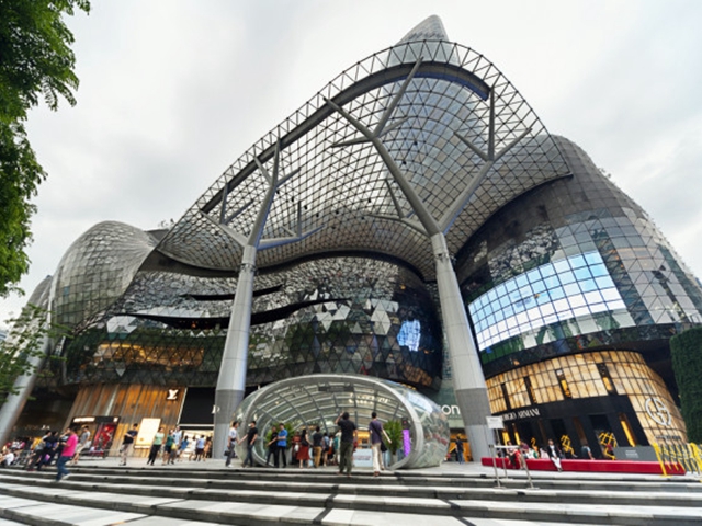 新加坡零售市场大幅受挫