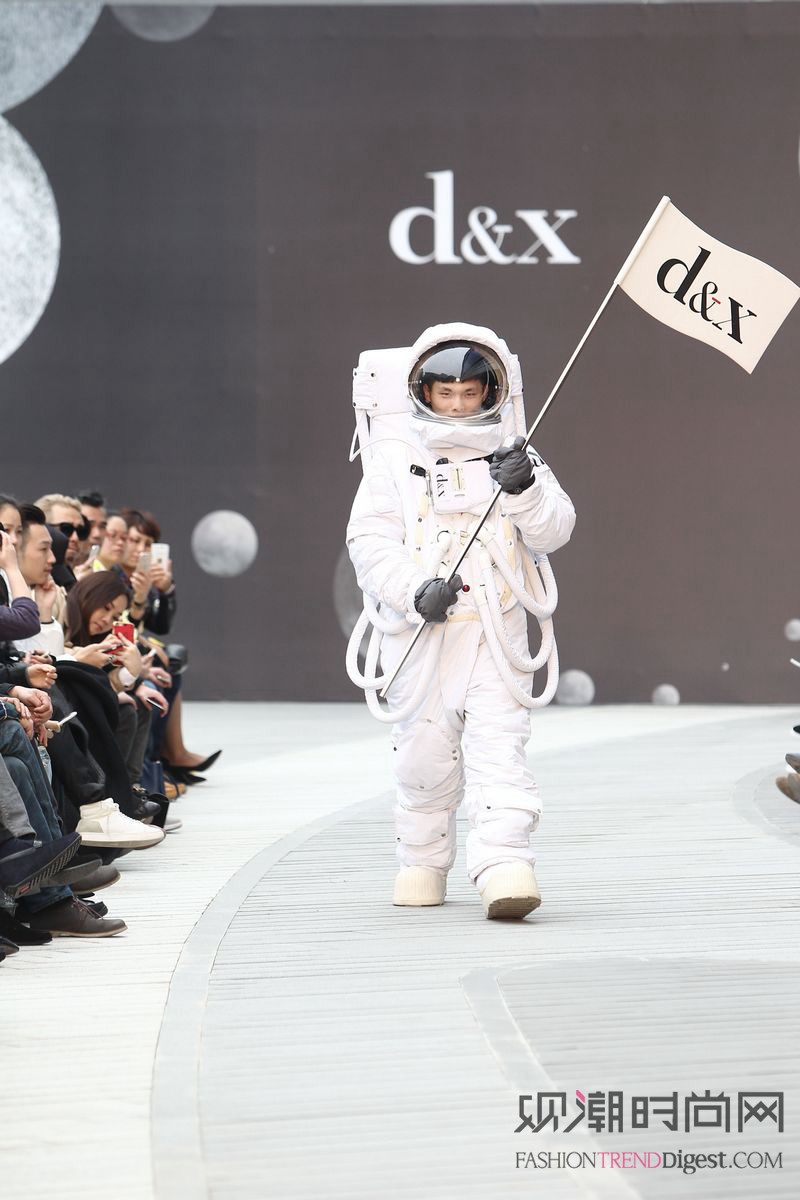d&x发布2015/16秋冬服装系列,致敬神秘太空 - 资讯 - 观潮网