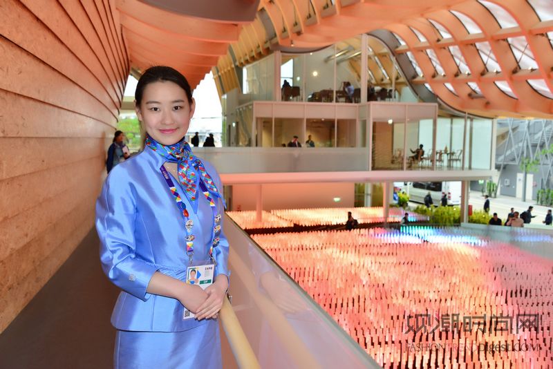 中国馆馆服“晓雅”亮相米兰世博会