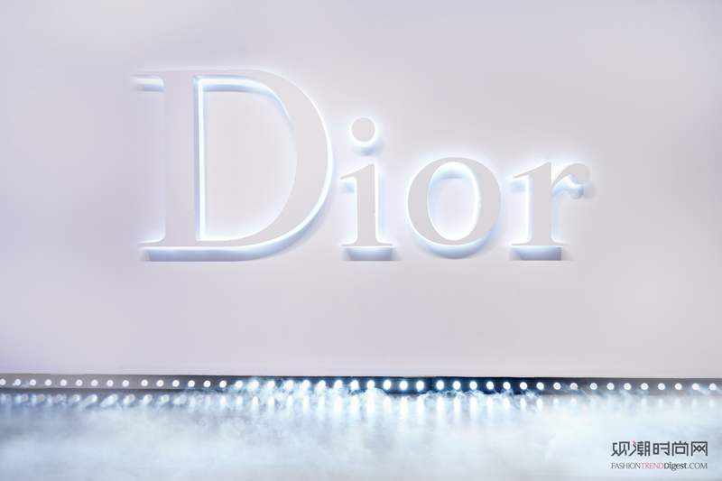 Dior迪奥未来新肌系列派对