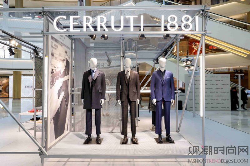 CERRUTI 1881 ...