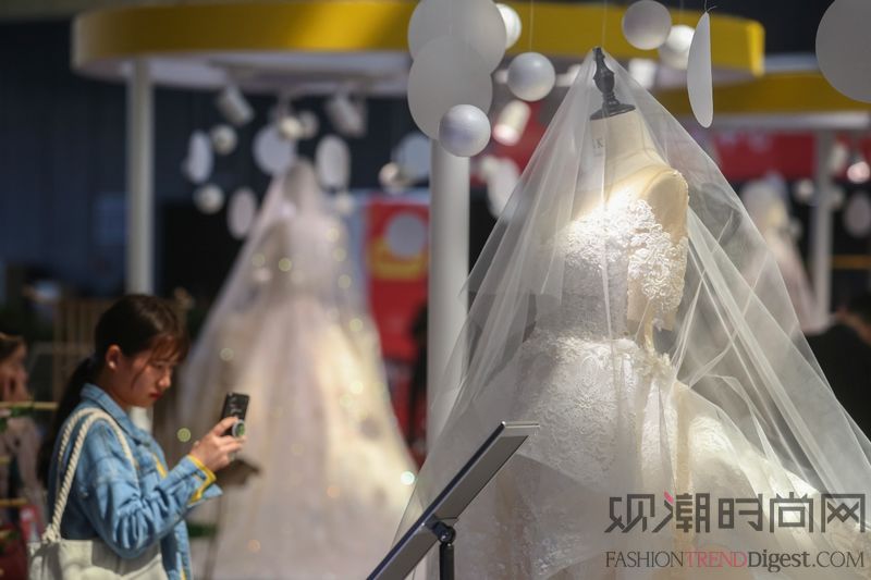 中国婚博会春季展上看结婚流行新趋势