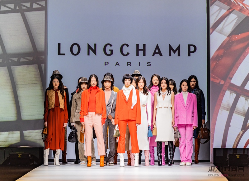 Longchamp中国大秀登...