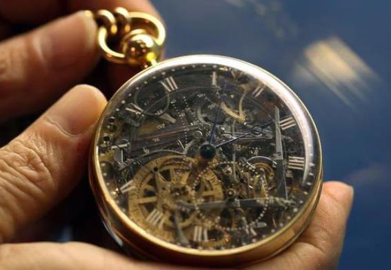 手表的演变反映了与时间关系的变化