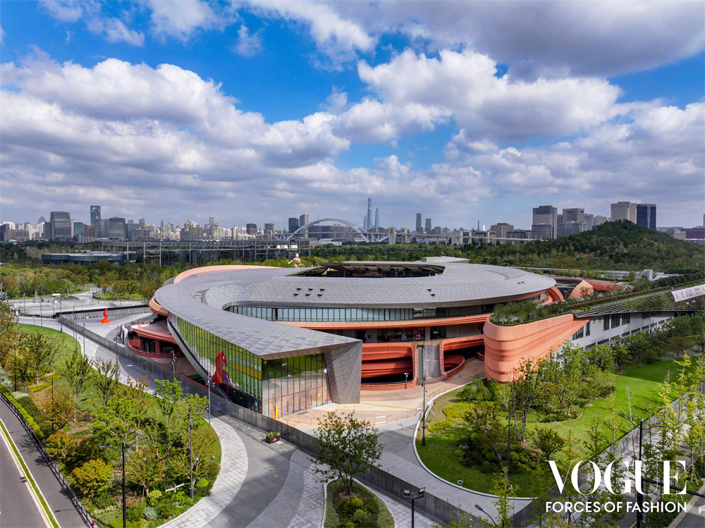 2025VOGUE时尚之力盛...