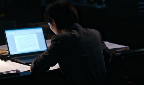 女明星4K镜头怼脸拍的秘密，...