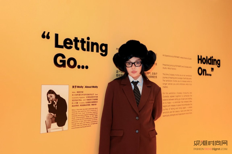 一起畅游Crybaby的柔软...