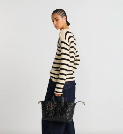 用年终奖买一只DIOR，“奢...