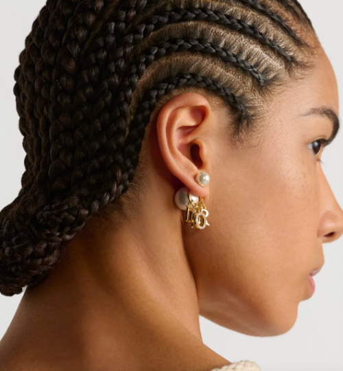 恰到好处的试探：DIOR这两...