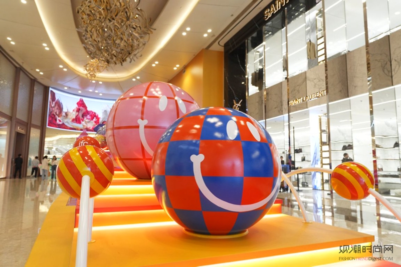 上海ifc商场　色彩五月—...