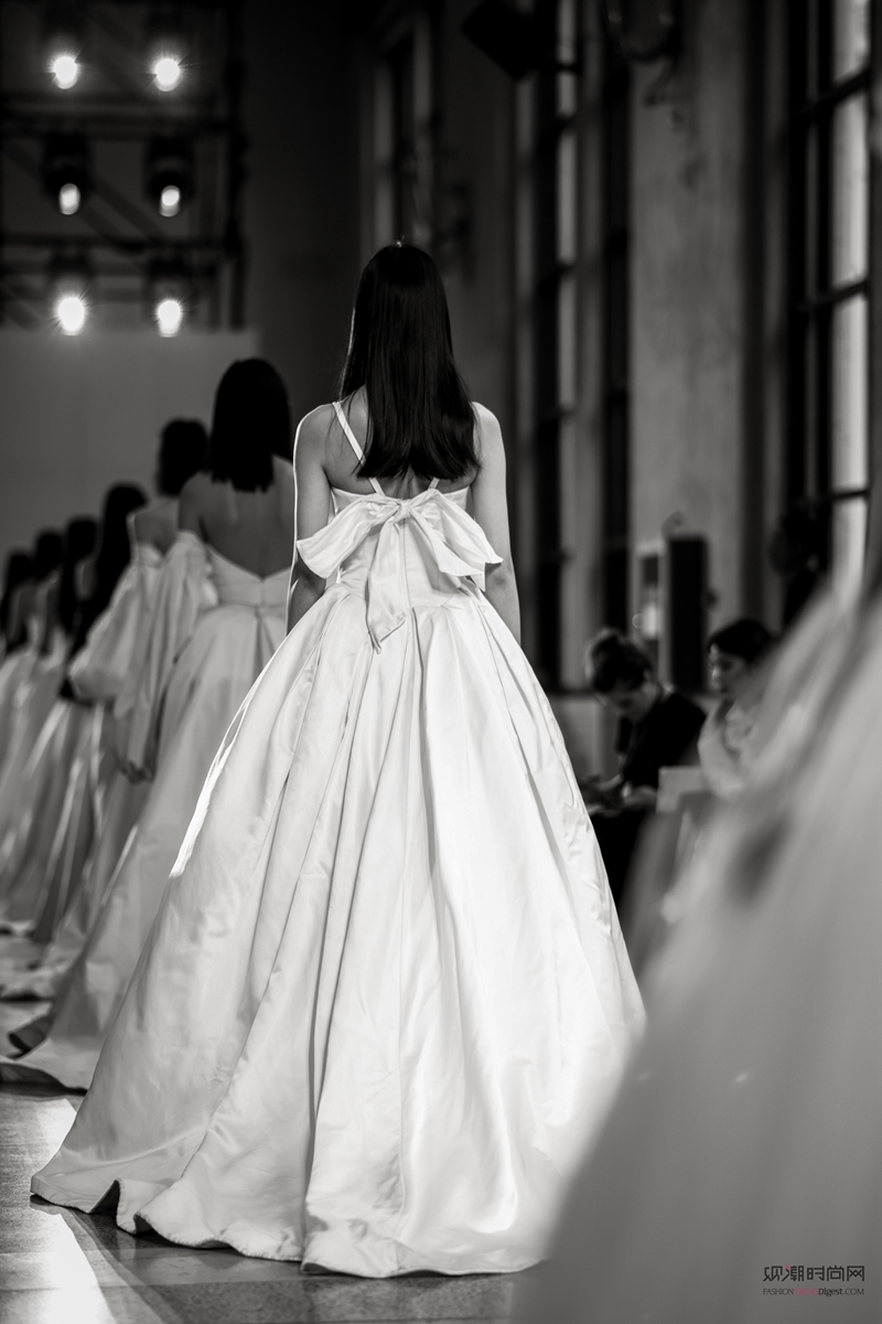 Vera Wang HAUT...