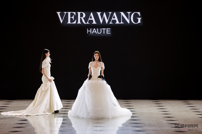Vera Wang HAUT...