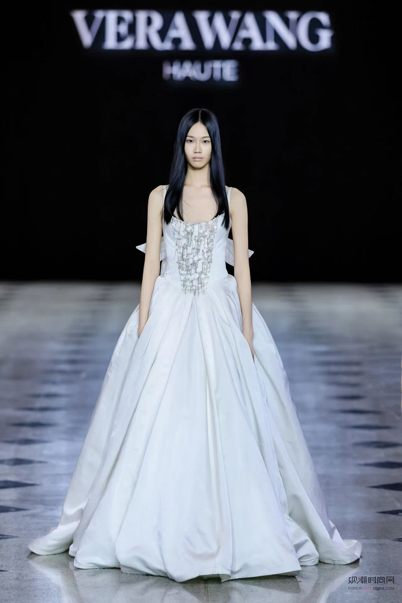 Vera Wang HAUT...