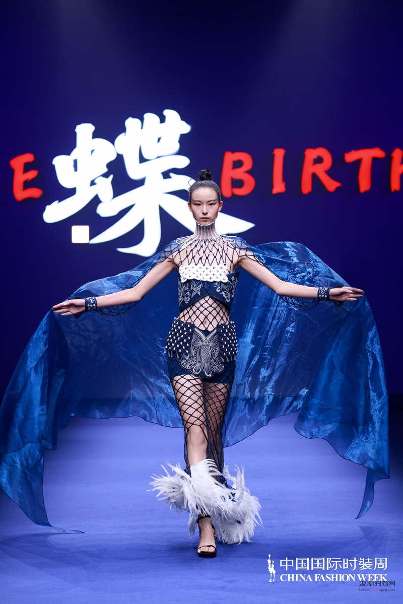 化茧之蝶：干士·成昊“蜡染+...