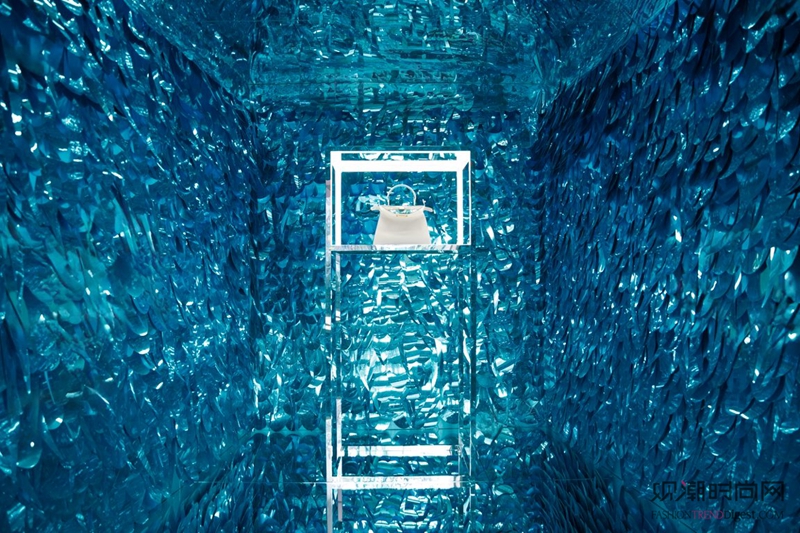 FENDI 2026 新年限...