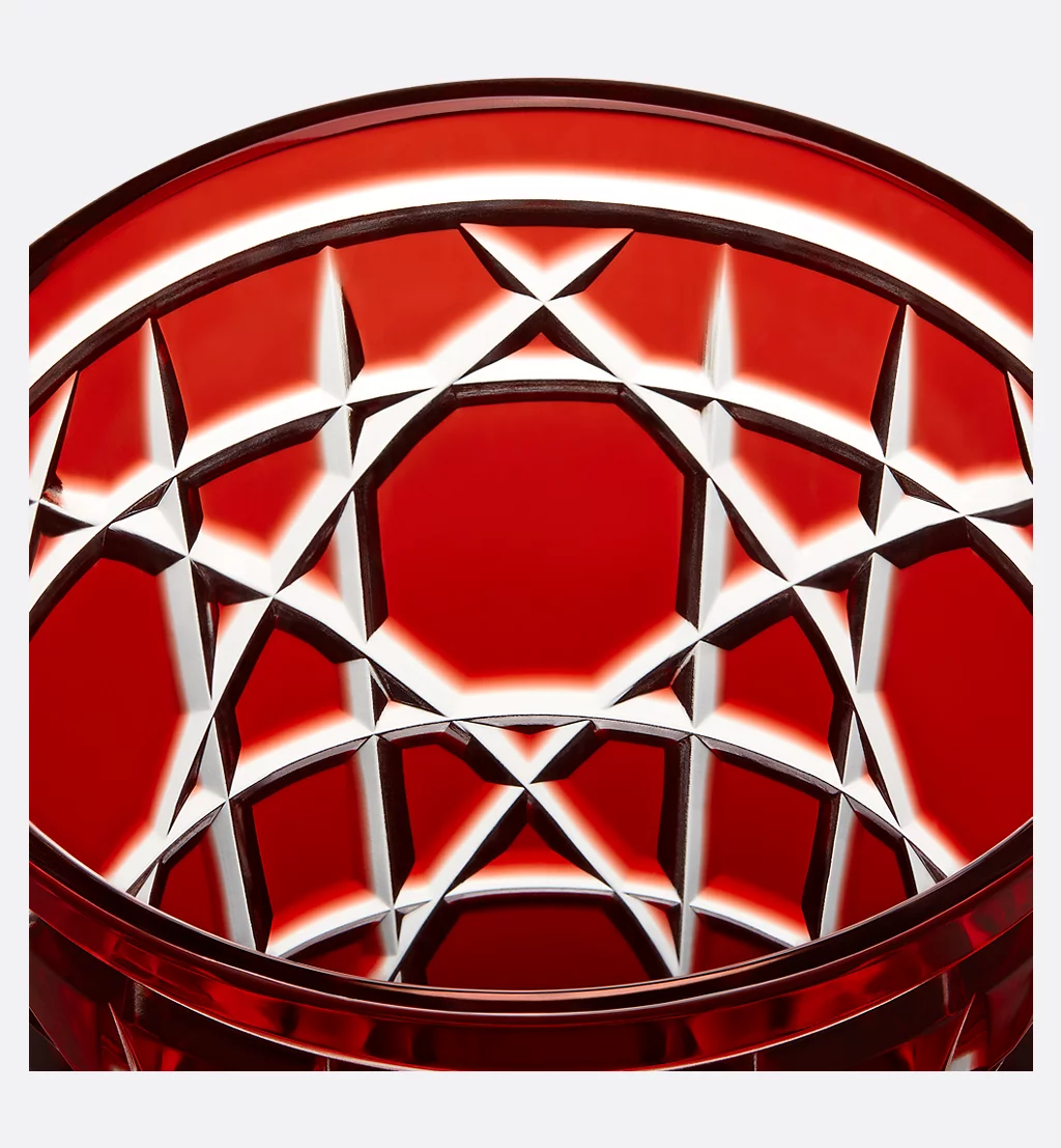 春节臻礼：以DIOR匠心之作...