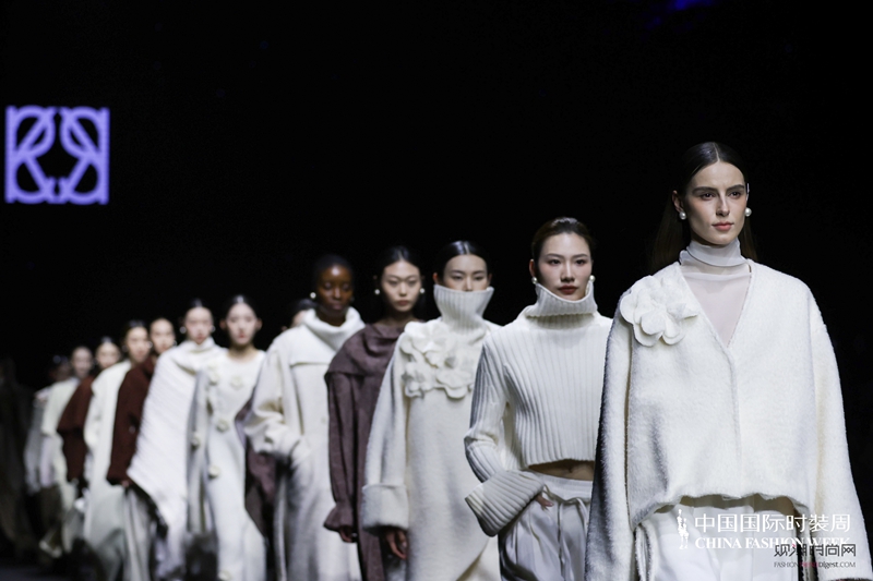 栖野藏锦：KIPMIC ST...