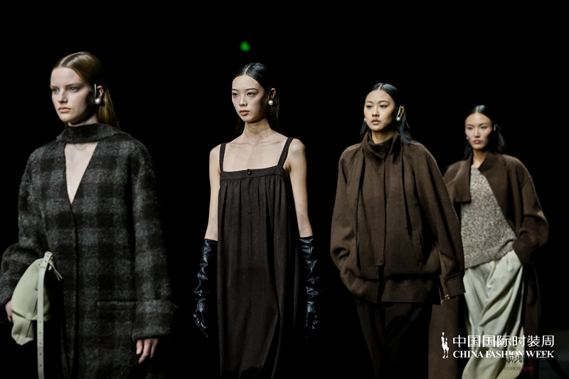 栖野藏锦:KIPMIC ST...